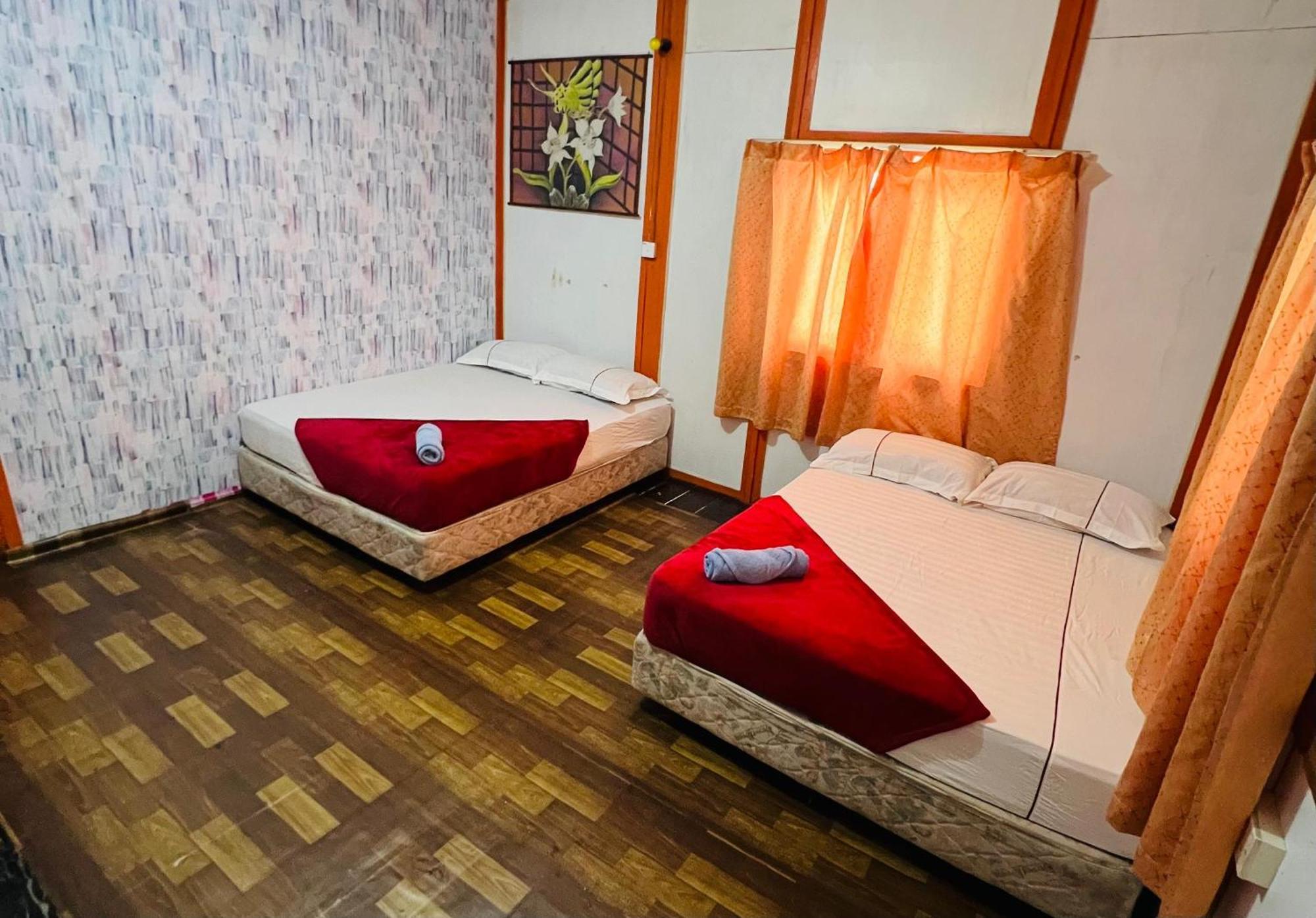 Mukut Coral Chalet Кампонг-Мукут Экстерьер фото